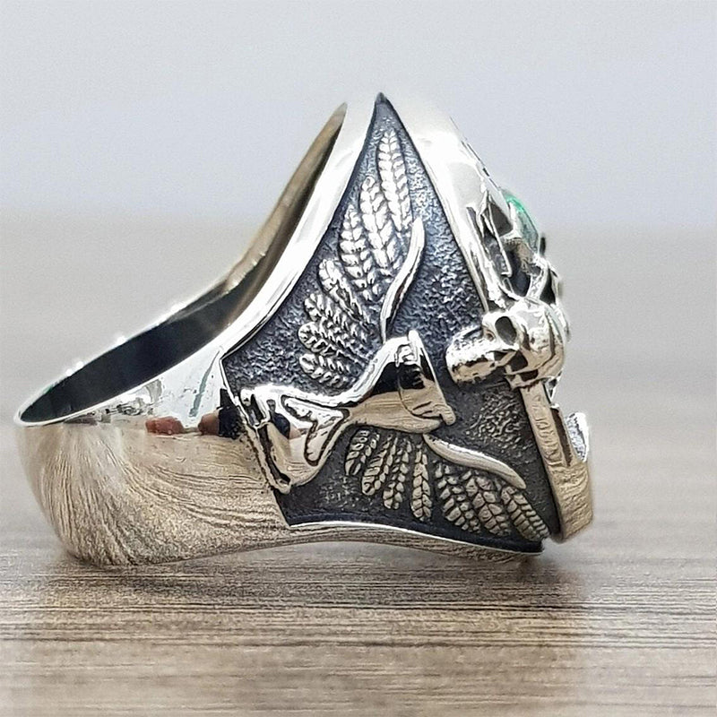 Memento Mori Skull Ring