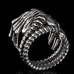 Alien Facehugger Ring