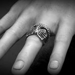 Alien Facehugger Ring