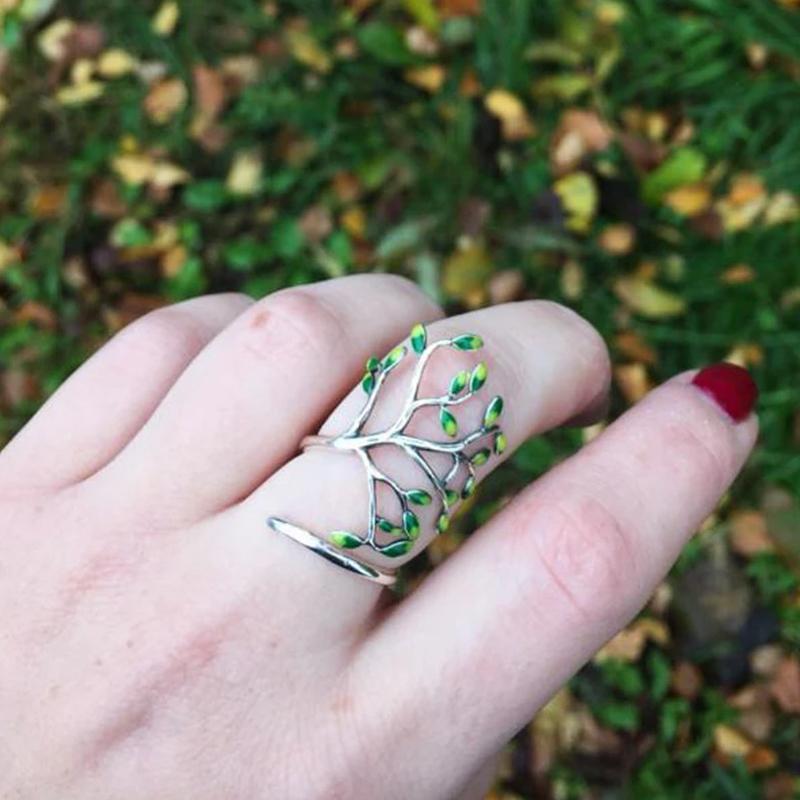 Adjustable Tree Branch Ring