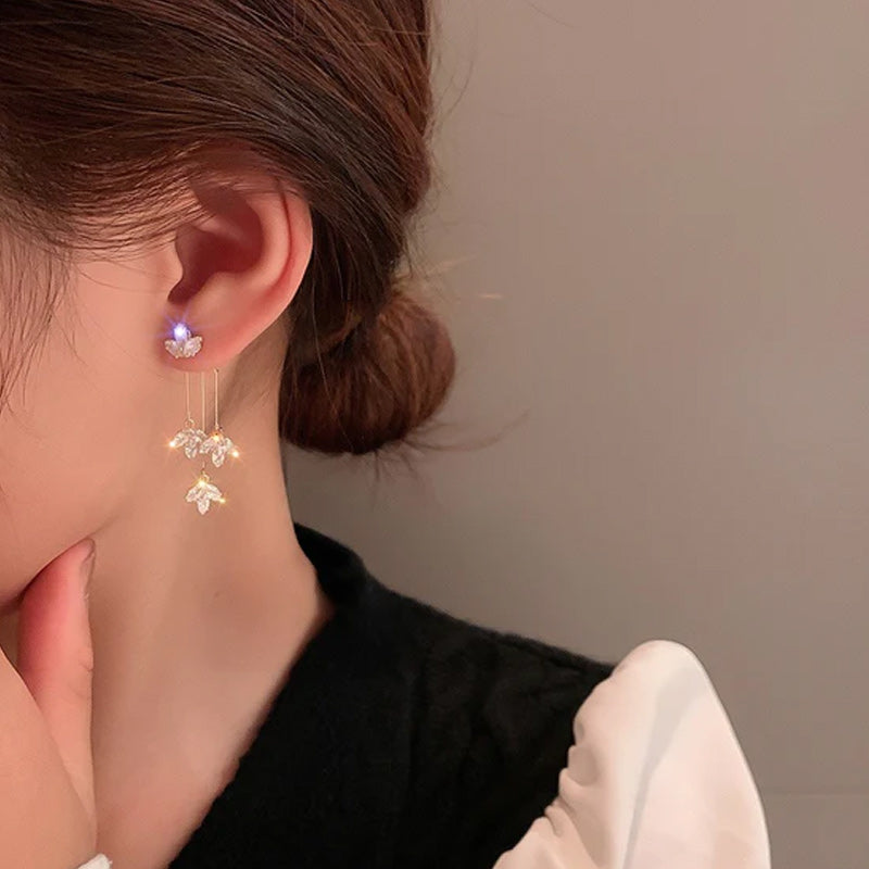 Fashion Maple Leaf Earrings